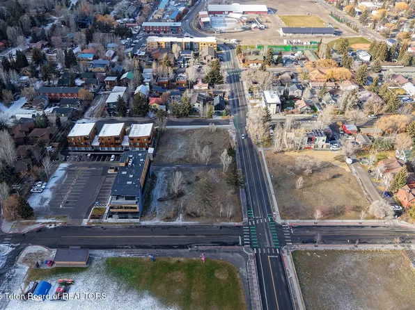 100 W Snow King Ave, Jackson, WY 83001