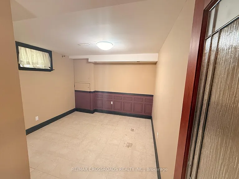 23 Burnview Cres — Photo 10