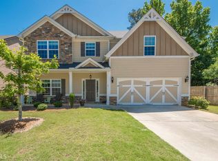 55 Cliffhaven Cir, Newnan, GA 30263