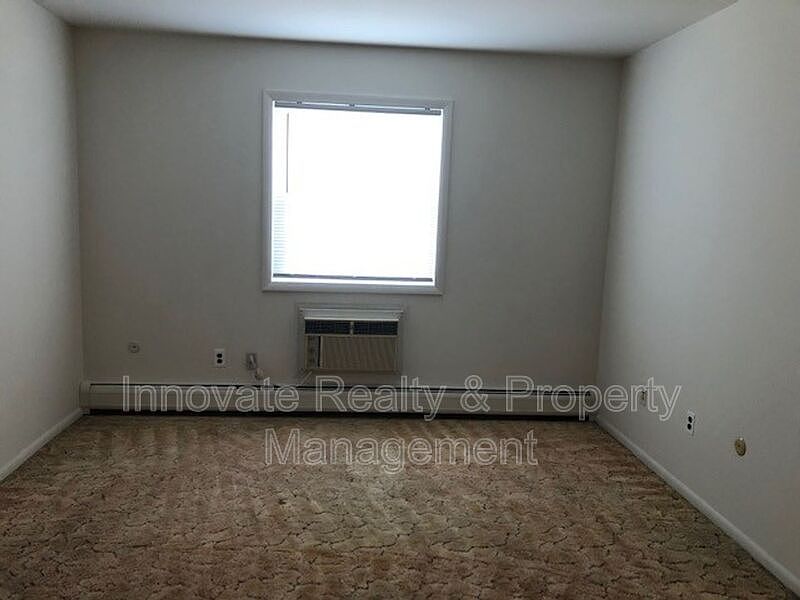2nd image of 7700 Oxford Ave APT 24