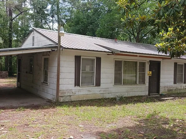 703 Hertson Dr, Waycross, GA 31501