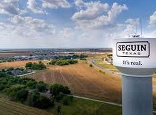 3500 Issac Dr, Seguin, TX 78155