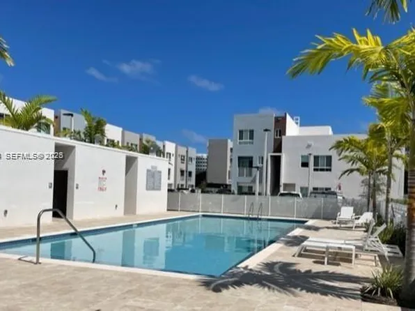 2505 NE 193rd St #4116, Miami, FL 33180
