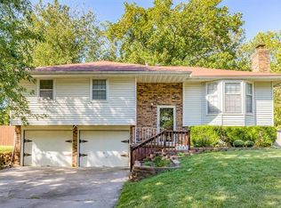 424 Arthur Ave, Bonner Springs, KS 66012
