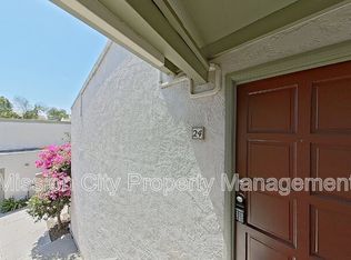 29 Dearborn Pl APT 24, Goleta, CA 93117
