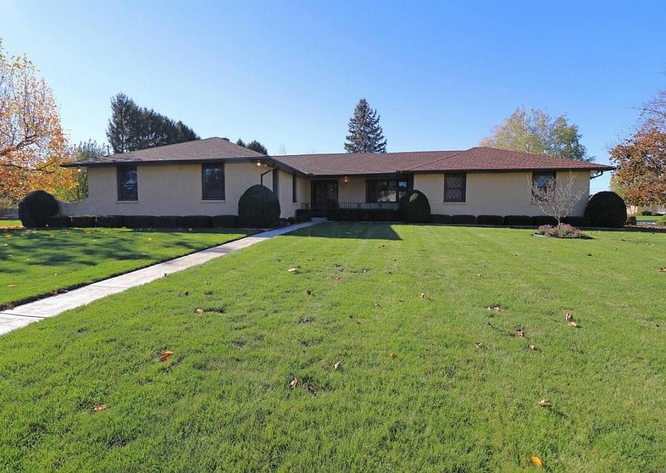 1st image of 9821 Merry Ln NW
