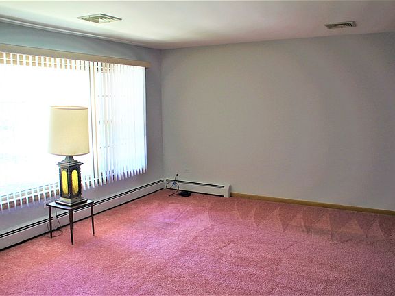 4th image of 5554 W Leland Ave