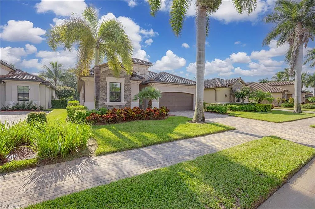 3 bed, 3.0 bath, 2035 sqft, $17,500 — Photo 1