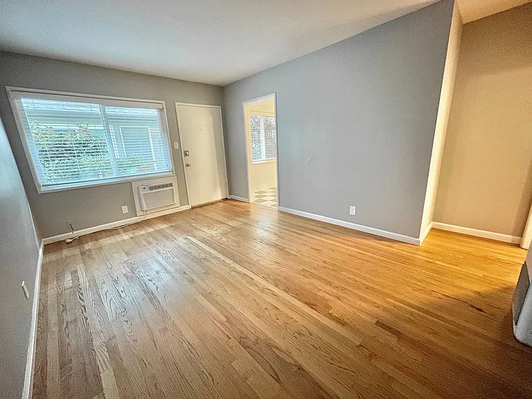 1731 N Street — Photo 9