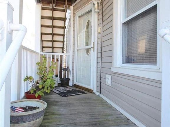 Entryway on small porch
