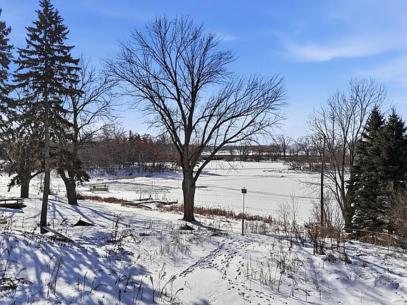 2nd image of 782 Randy Ave