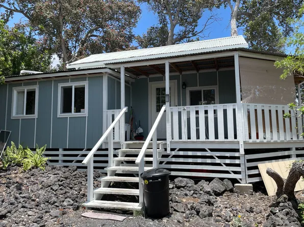 92-1557 Donola Dr #B, Captain Cook, HI 96704