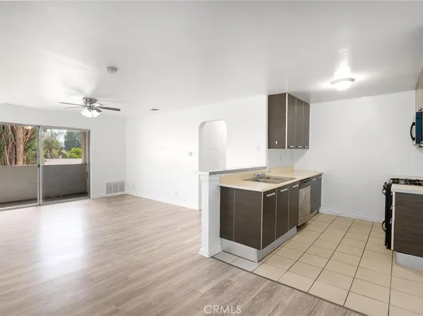 7254 Vassar Ave APT 308, Canoga Park, CA 91303