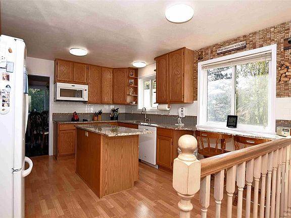 4th image of 1200 Knollwood Ct