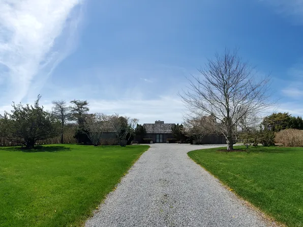 262 Town Line Rd, Sagaponack, NY 11962