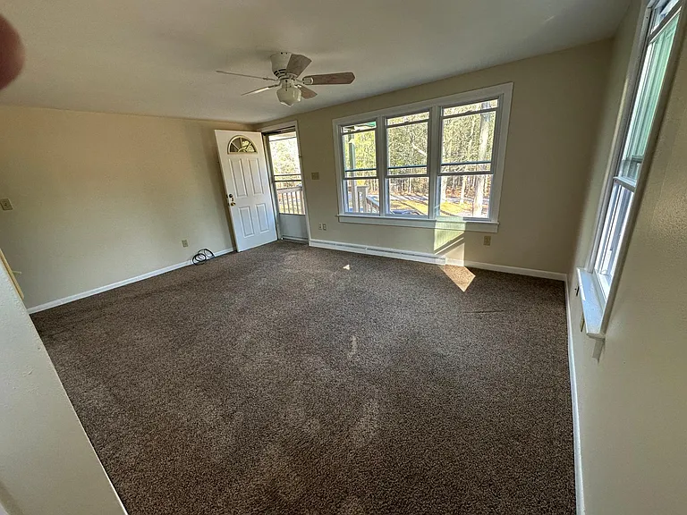 565 Marshalls Creek Rd — Photo 3