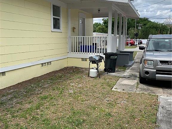 2nd image of 1001 E 4th St