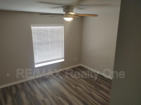 4th image of 1930 NW 12th Ave Unit 2