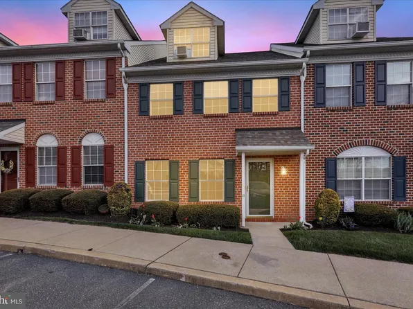 12 Ashfield Ct, Reading, PA 19607