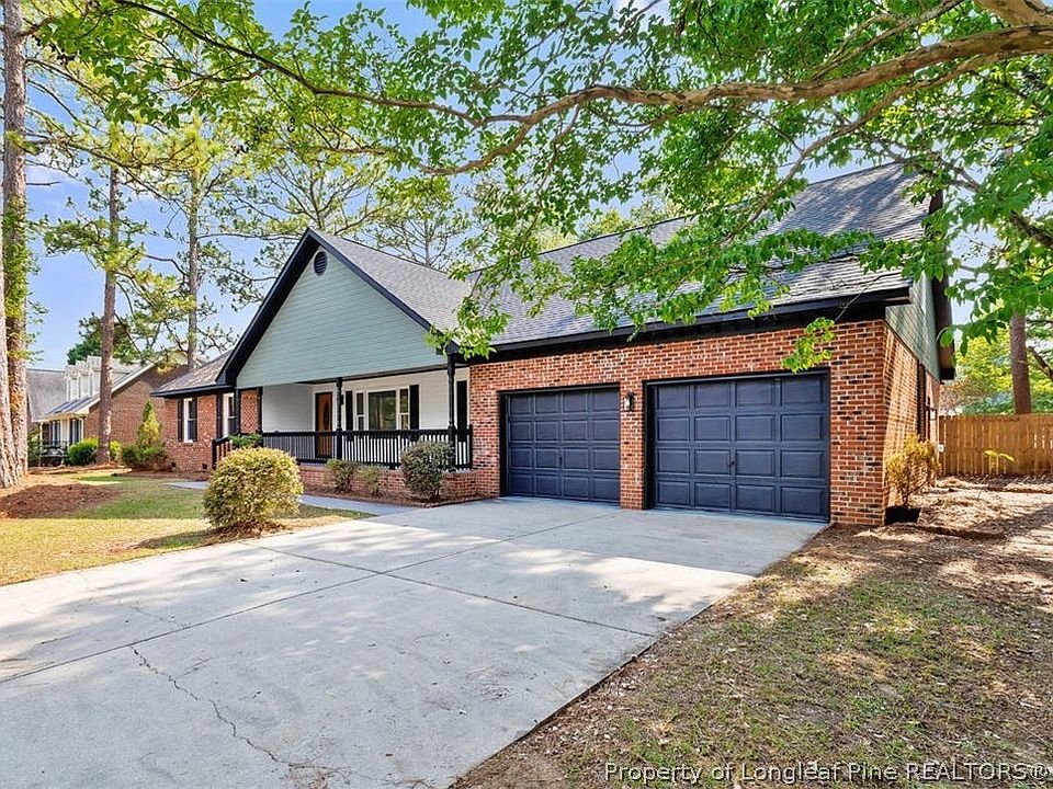 1st image of 2382 Dunwoody Dr