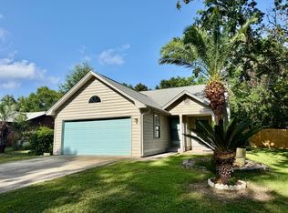 1516 Portside Dr, Gulf Breeze, FL 32563