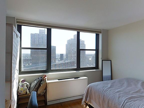 4th image of 340 E 93rd St APT 28C