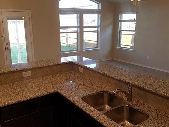 5th image of 5321 Fenton Ln