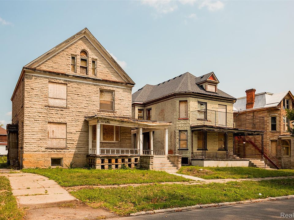 1582 Cadillac Blvd, photo 2