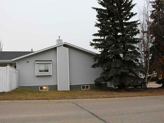 2nd image of 1 Aspen Dr