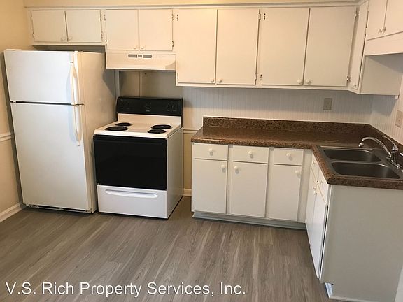 2nd image of 504 Holloway St APT A7