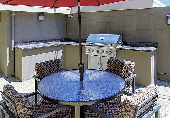 5th image of 1415 Floribunda Ave #1