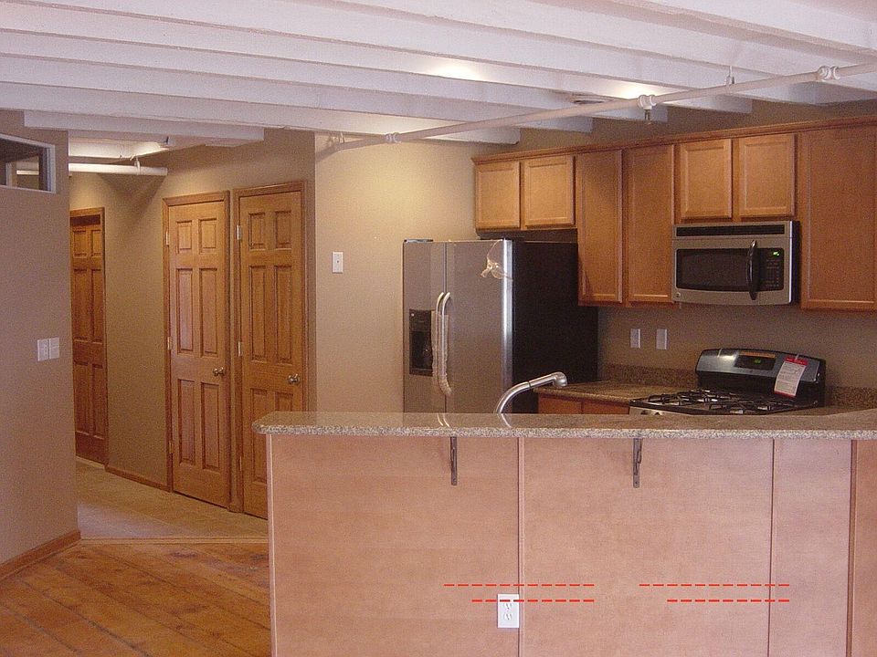 1st image of 123 E Water St Unit 3