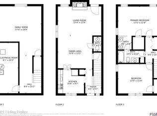 10333 Timberwood Cir, Louisville, KY 40223