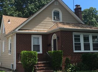 18301 145th Dr, Springfield Gardens, NY 11413