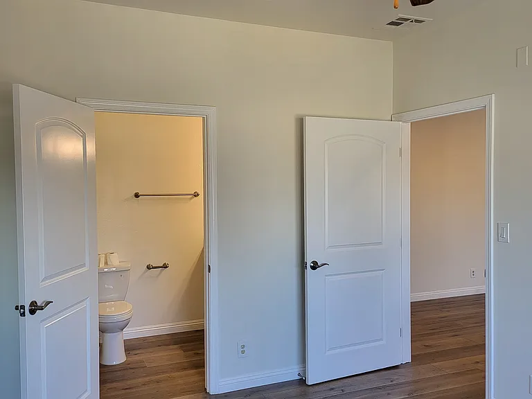 3819 Country Club Dr #202 — Photo 14