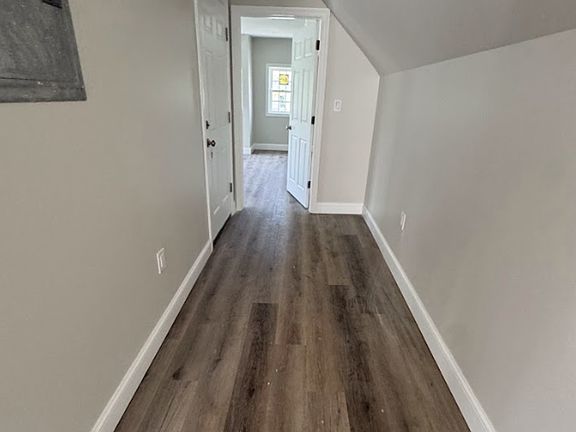 5th image of 510 Main St Unit 4