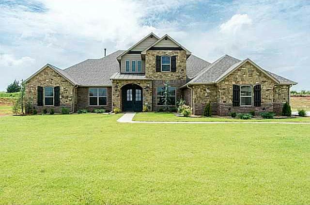 1st image of 15401 Colonia Bella Dr