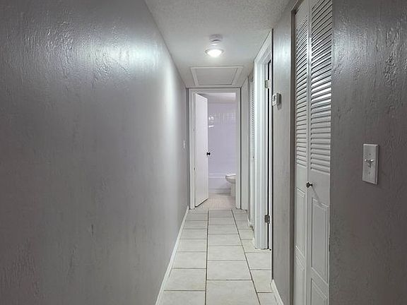 5th image of 311 Country Club Oval APT 112