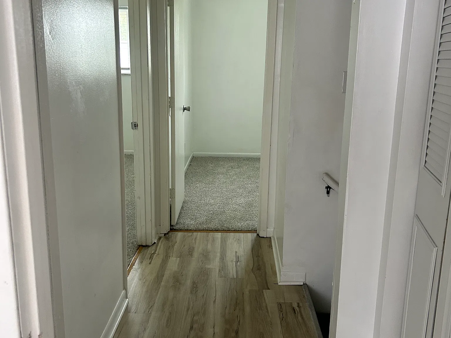3 bed, $1,075 — Photo 2