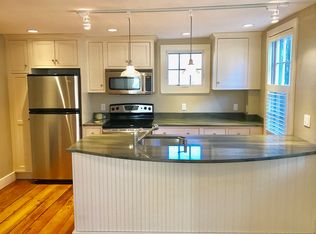 7 Atwood St, Newburyport, MA 01950
