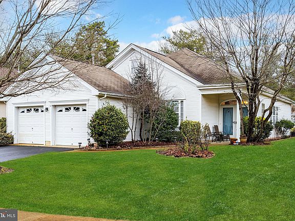 2nd image of 27 Summerwinds Dr