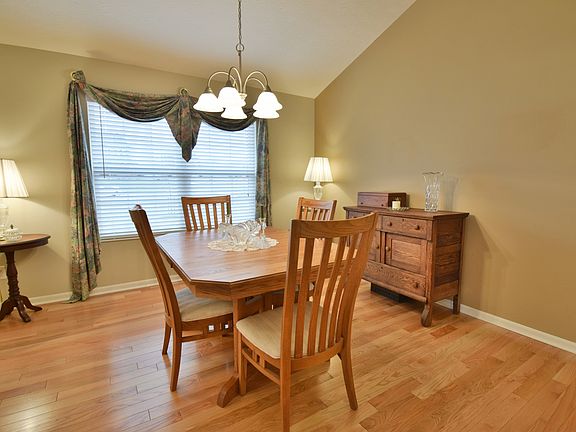 4th image of 5875 Hawthorne Reserve Dr