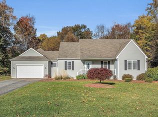 5 Sandys Cir, Leicester, MA 01524