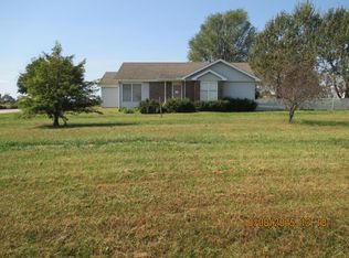 4433 S 157th Rd, Bolivar, MO 65613