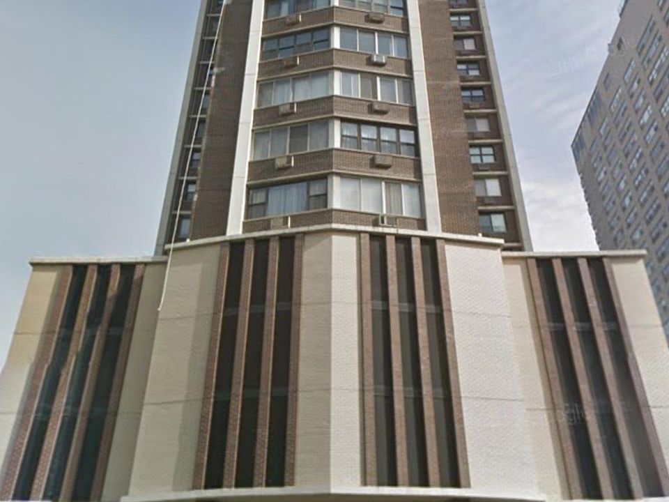 6325 N Sheridan Rd APT 1403, Chicago, IL 60660 | Zillow