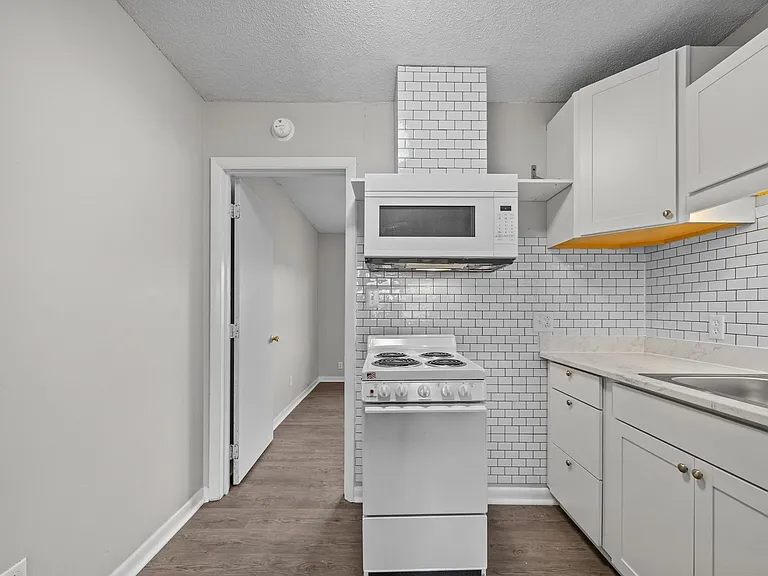 21 Sophia Dr #A — Photo 9
