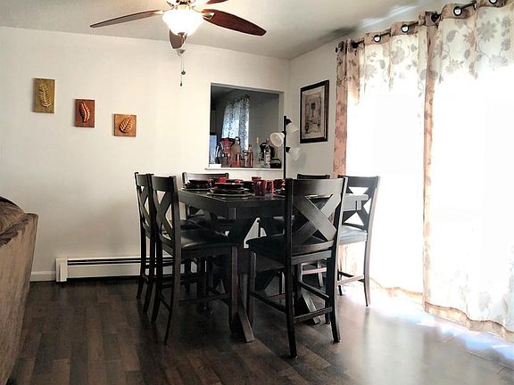 5th image of 54 Lantern Ln Unit 4