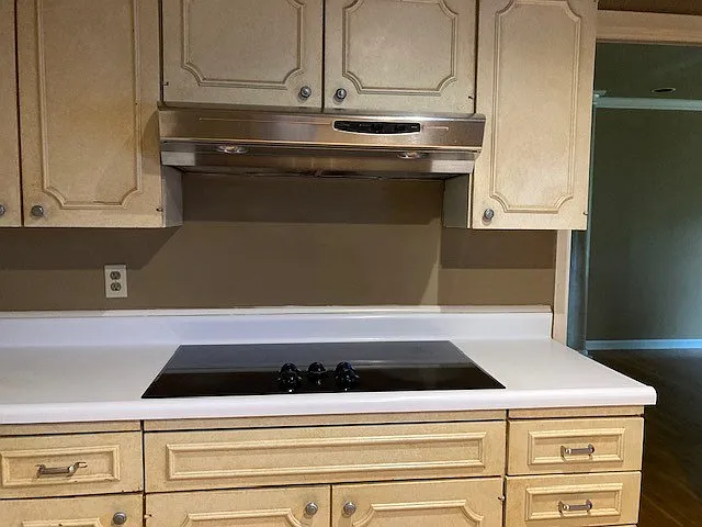 1 Lorna Dr — Photo 14