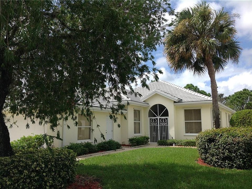 1st image of 7516 SE Bay Cedar Cir
