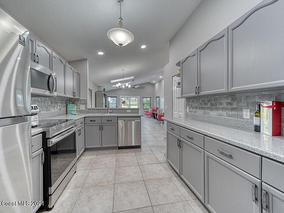 2nd image of 333 Cypress Point Dr
